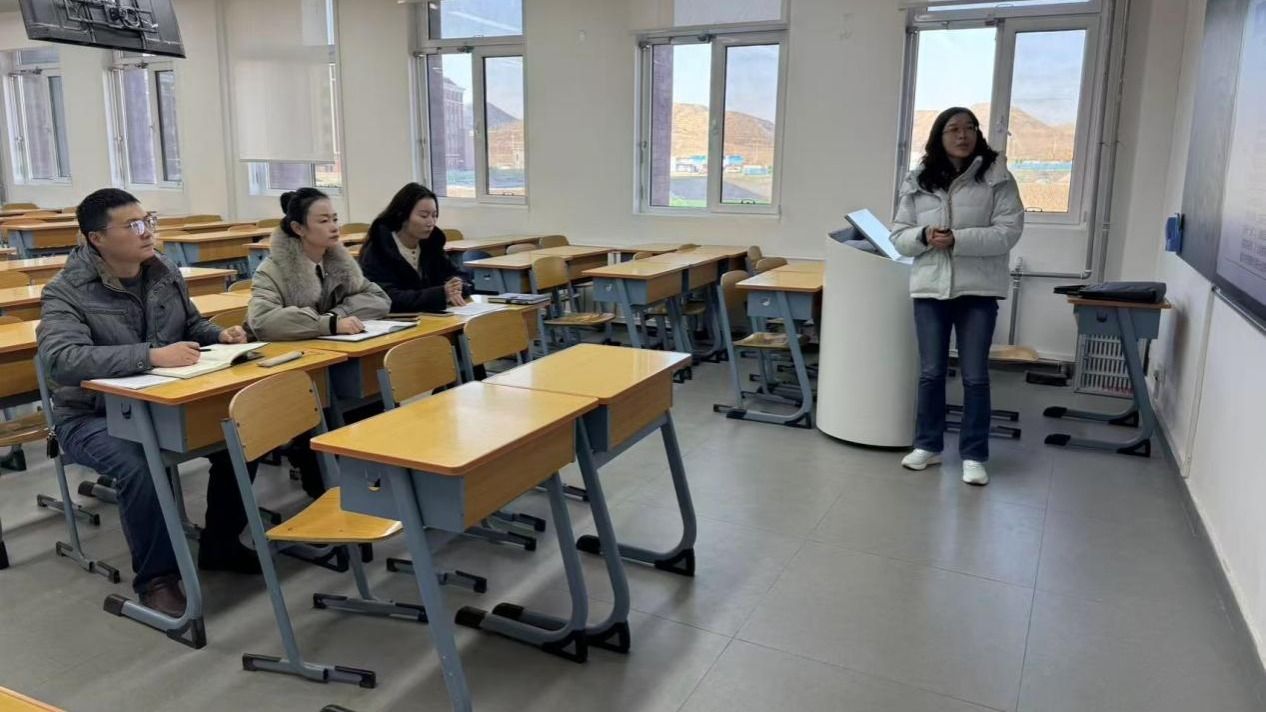 商学院大数据管理与应用专业毕业要求合理性论证会顺利召开