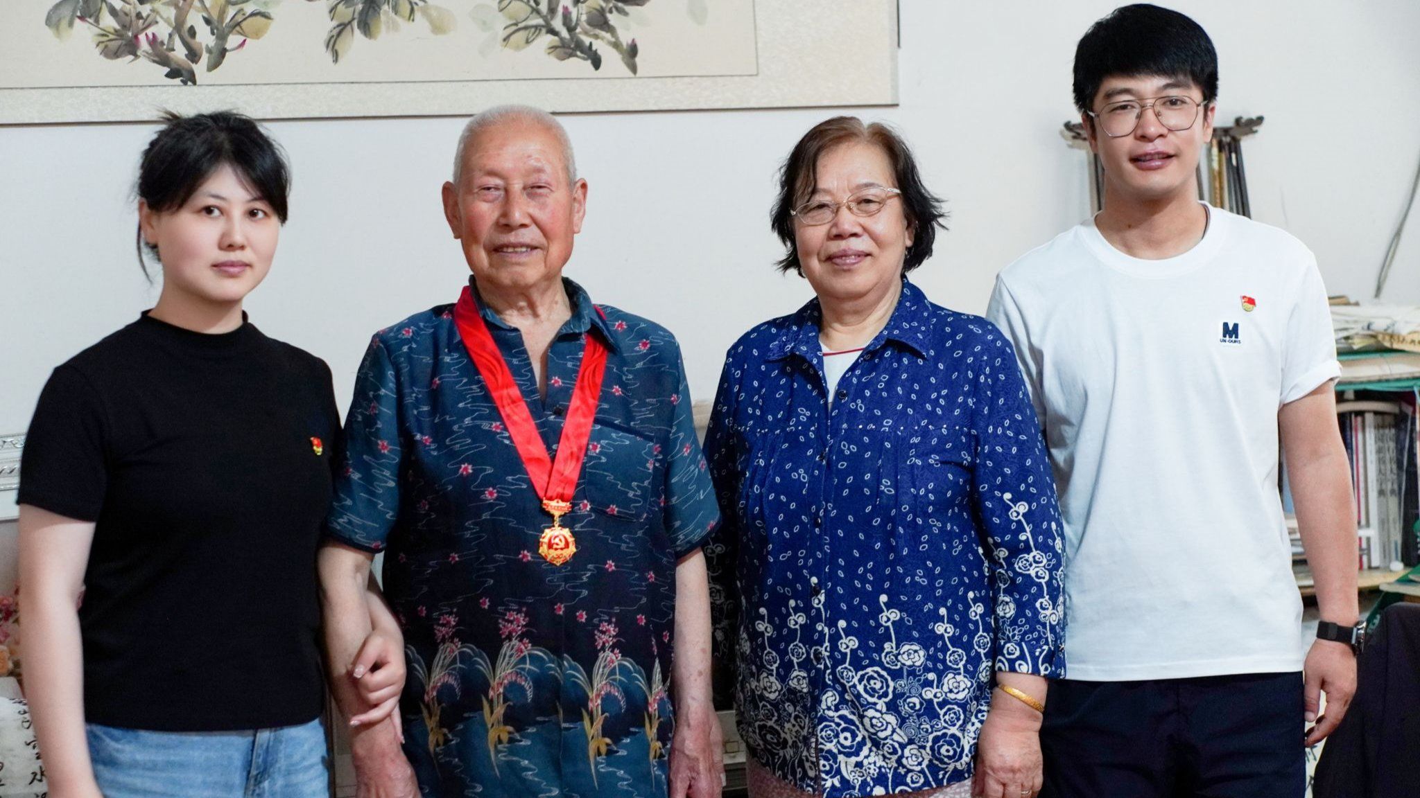 对话“光荣在党50年”，青春力量接棒奋进——商学院“三下乡”社会实践活动