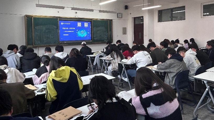 以赛为媒淬炼真本领，以智为钥培育新动能—商学院首届